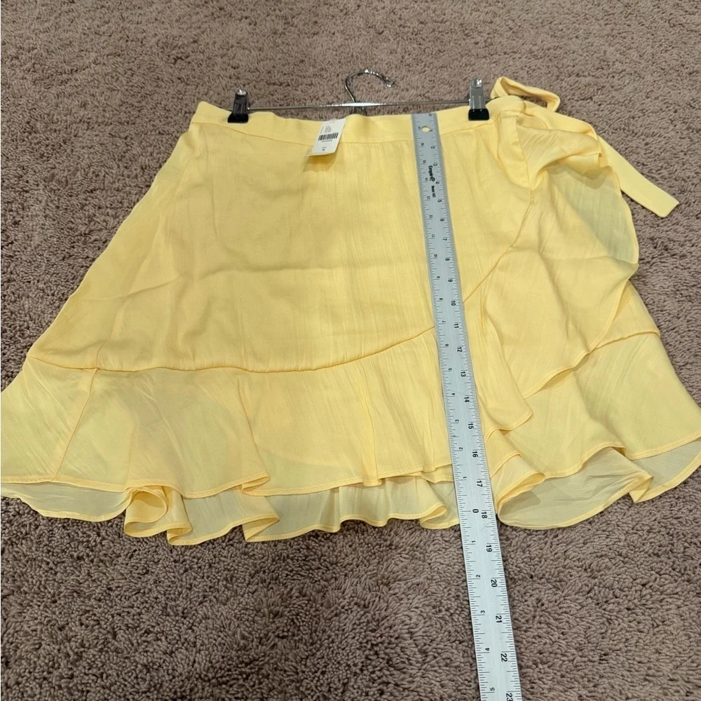 NWT new medium Anthropologie Maeve ruffle mini skirt yellow wrap tie
